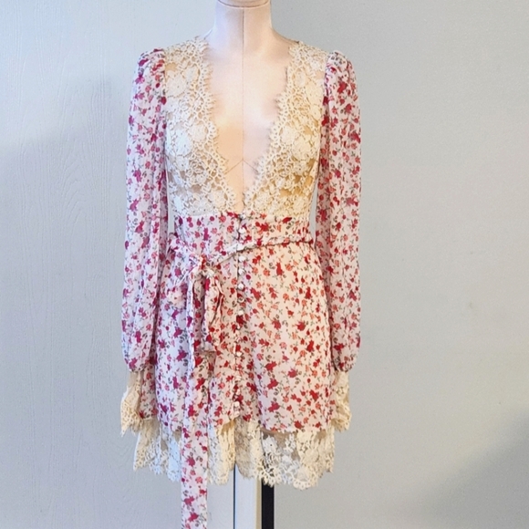 New!For Love and Lemons Lace Trim Robe - Picture 6 of 15